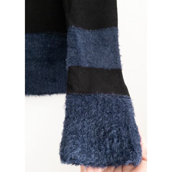 L'Agence Blue & Black Stripe Chenille Eyelash Detail Sweater Size XS - Picture 6 of 6